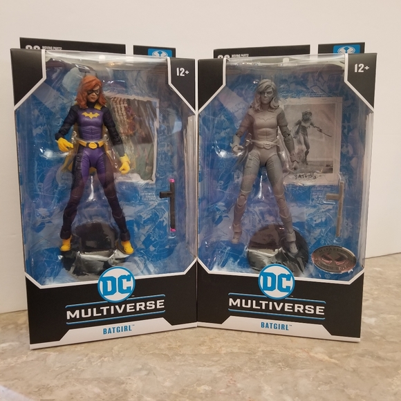 Batgirl Bundle - Picture 1 of 10